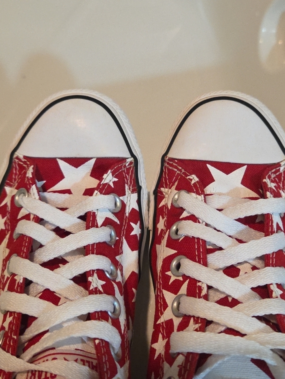 Converse All Star Red White Stars Low Top Sneakers Men's Sz 8 Women's 10 Chuck T - Picture 3 of 13